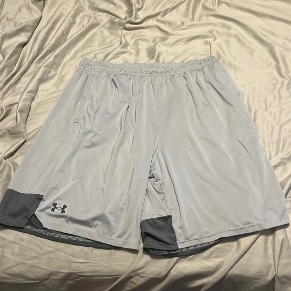 Grey under armor shorts